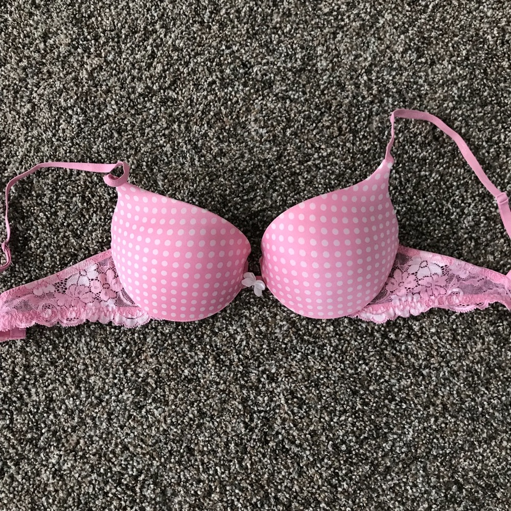 VS Push Up Bra ✨BUNDLE 2 for $12